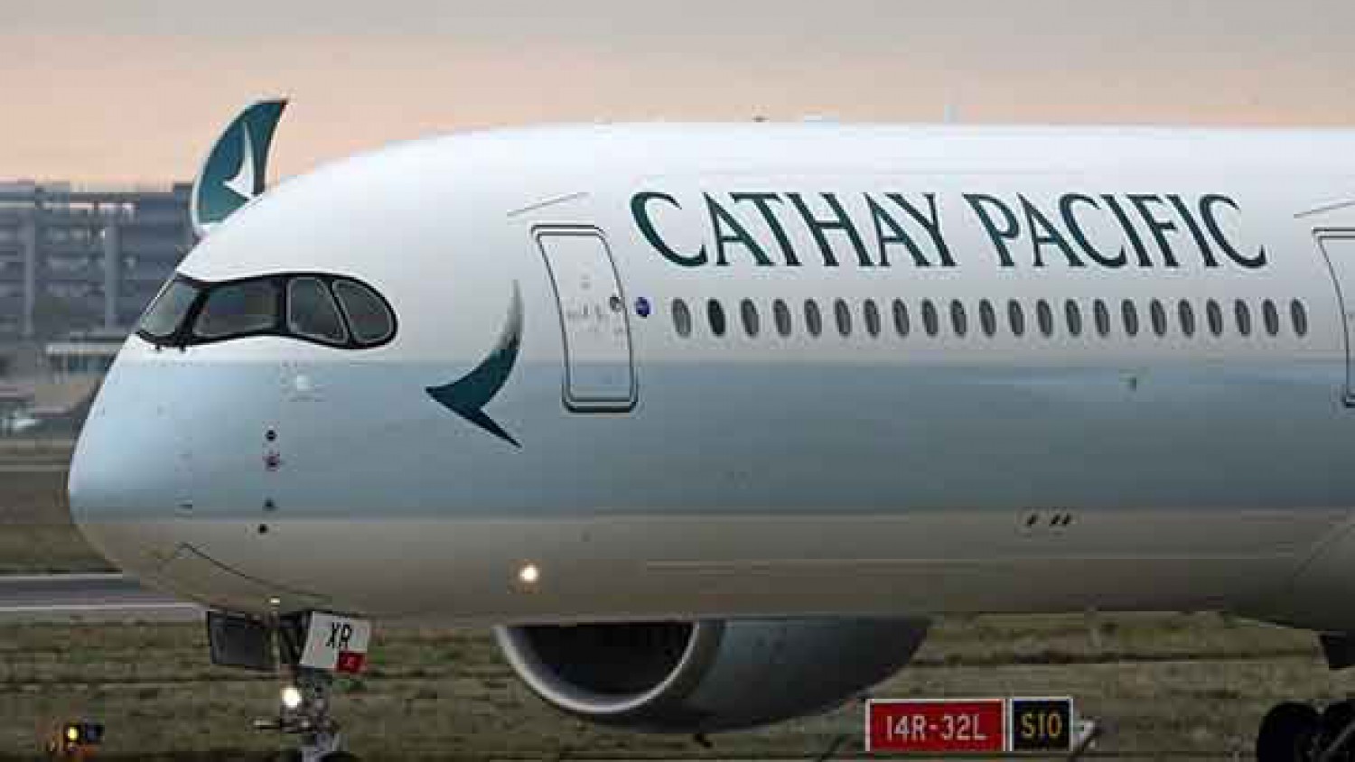 თანამშრომლობა Cathay Pacific-თან
